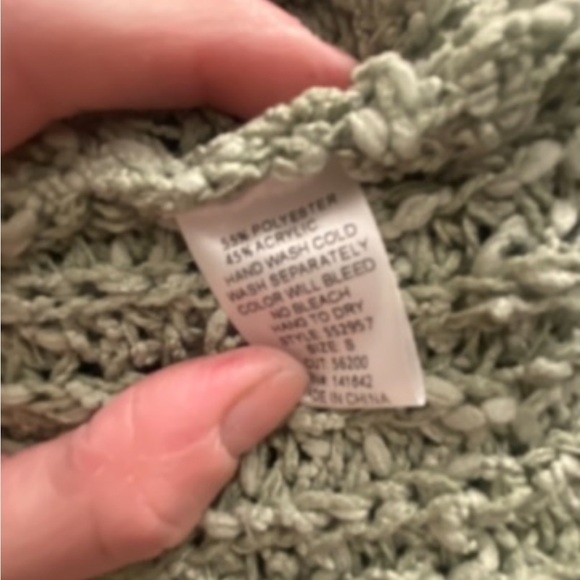 𝅺new She+Sky Women's Polyester Short Sleeve Sweater Size Small - Picture 4 of 4